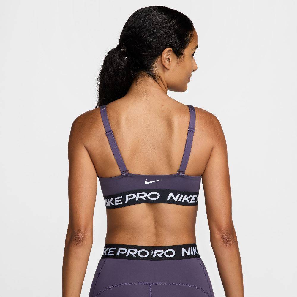 NIKE INDY PLUNGE MEDIUM-SUPPORT PADDED BRA