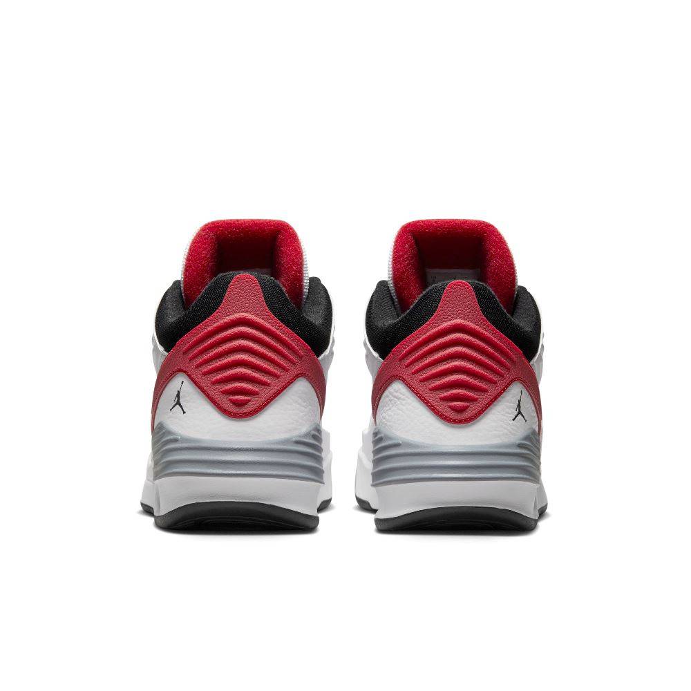NIKE JORDAN MAX AURA 5