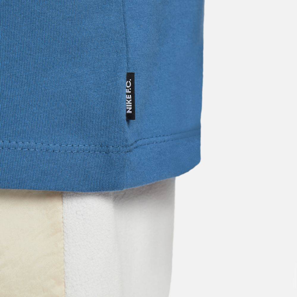NIKE FC SEASONAL GRAPHIC TEE