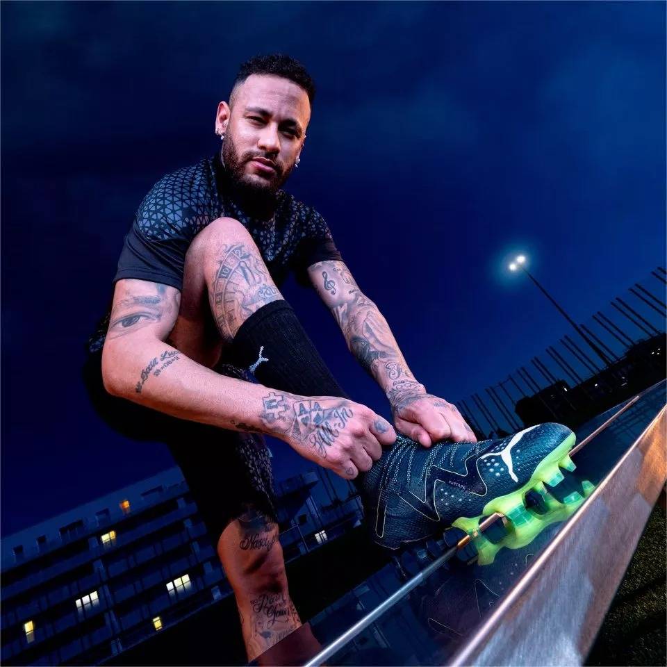 PUMA FUTURE ULTIMATE FG FOOTBALL SHOES