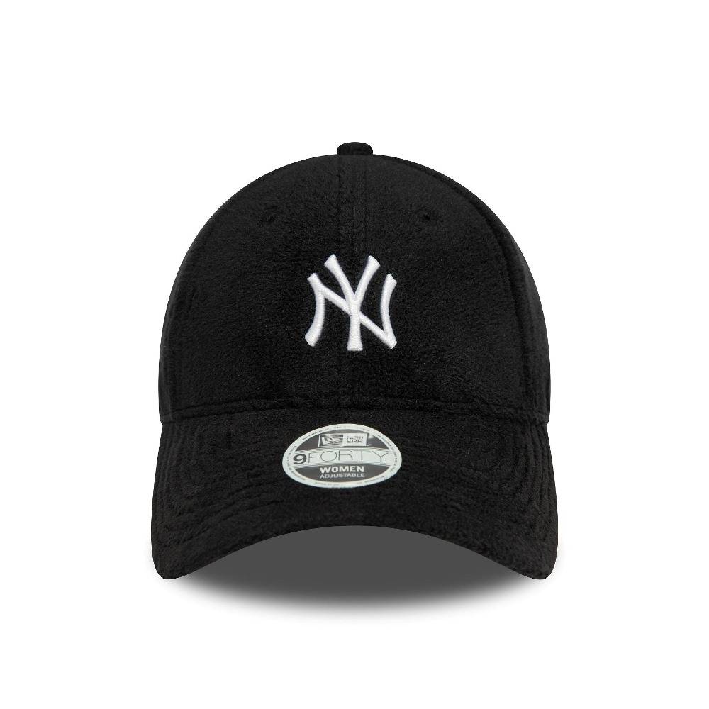 NEW ERA WMNS COSY 9FORTY NEW YORK YANKEES