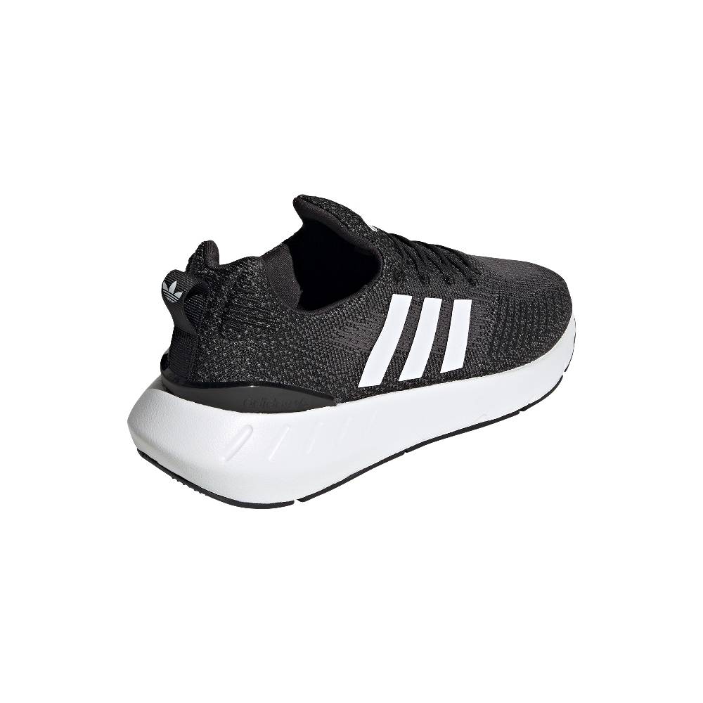 ADIDAS SWIFT RUN 22