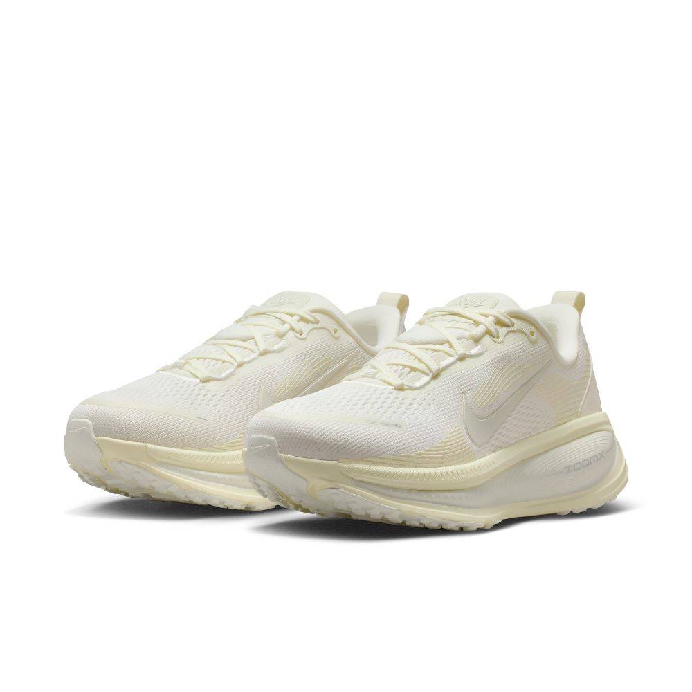 NIKE WOMENS VOMERO 18 ROAD RUNNING SHOES