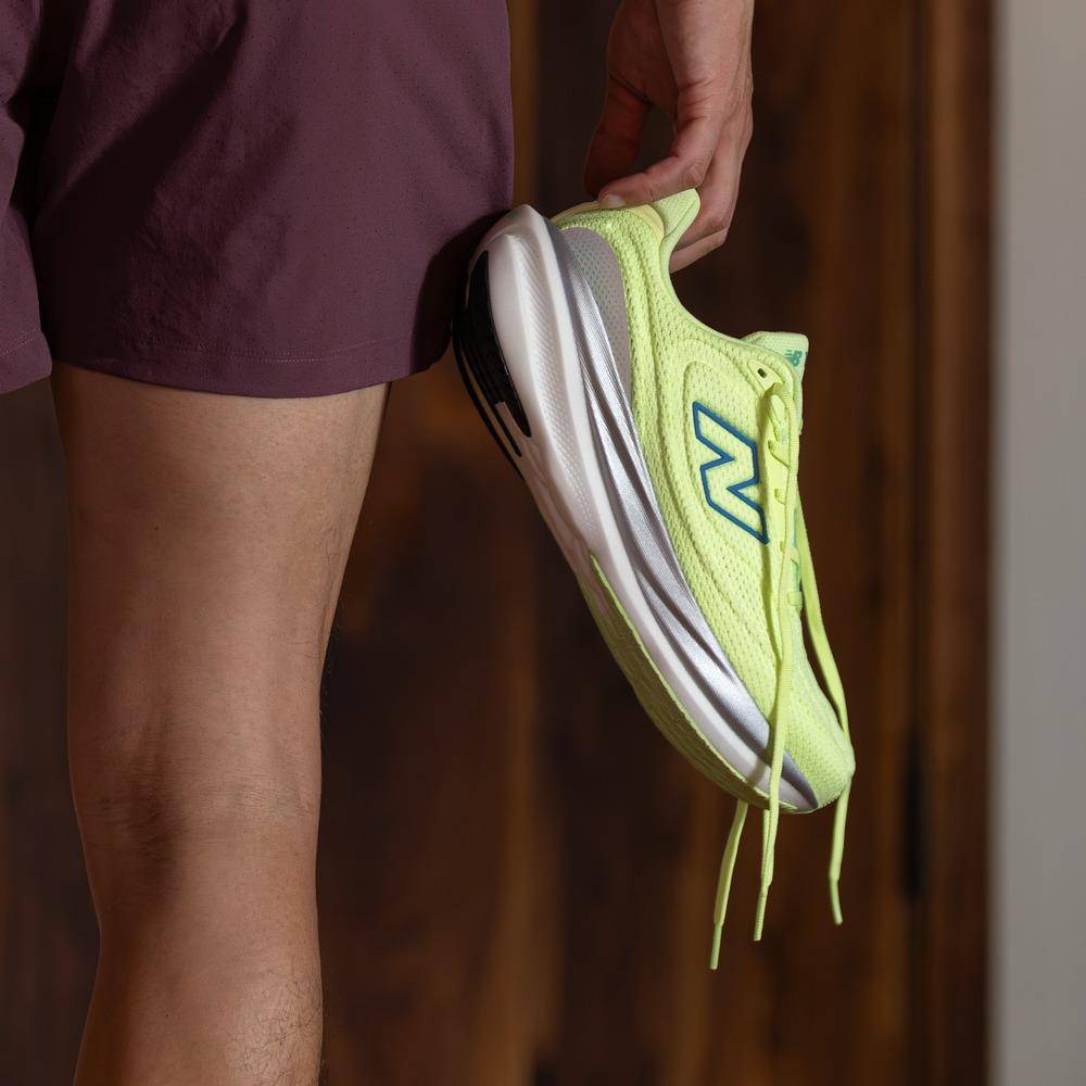 NEW BALANCE FRESH FOAM X 1080V15 RUNNING SHOE