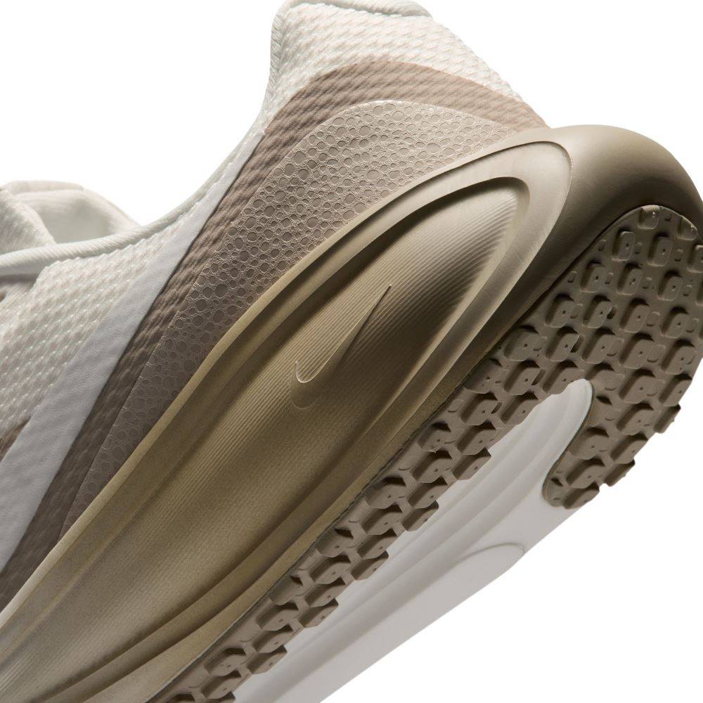 NIKE REVOLUTION 8 MENS SHOES