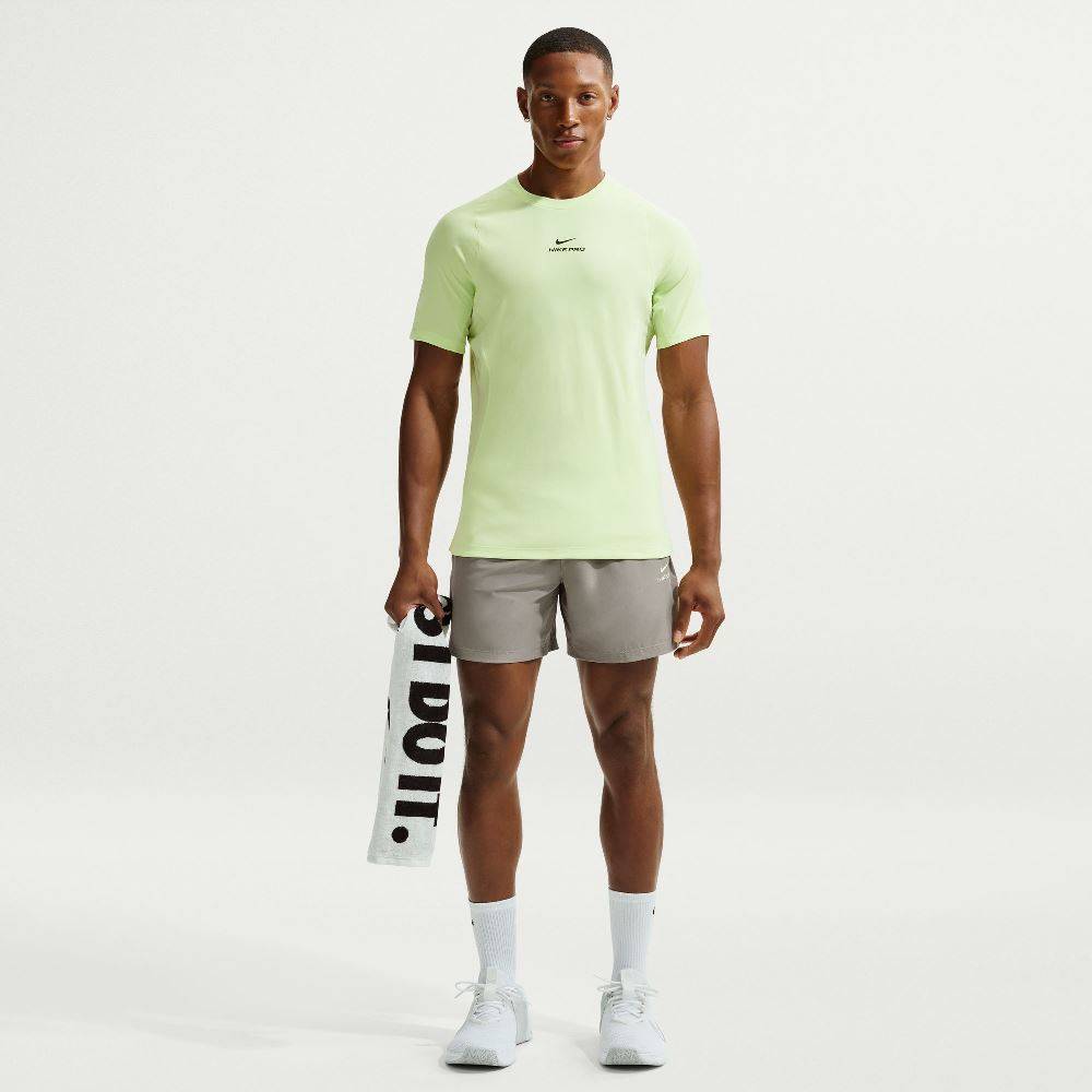 NIKE PRO DRI-FIT 15CM TRAINING SHORT