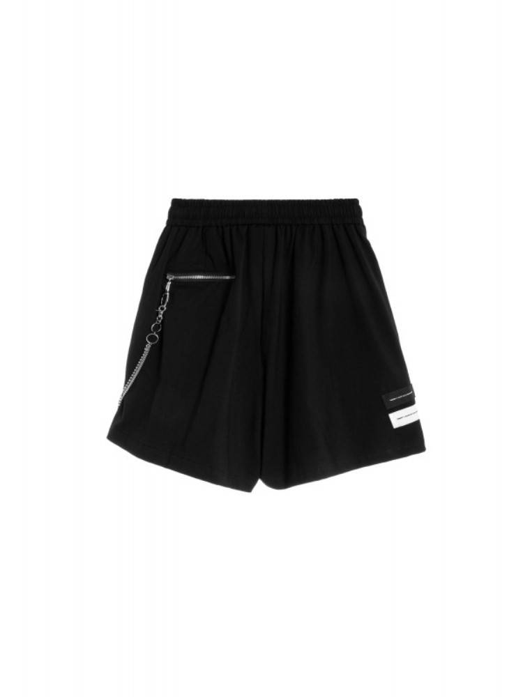 MWM BLACK CHAIN DETAIL REGULAR FIT SHORTS