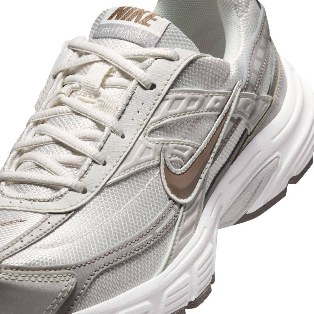NIKE WOMENS INITIATOR