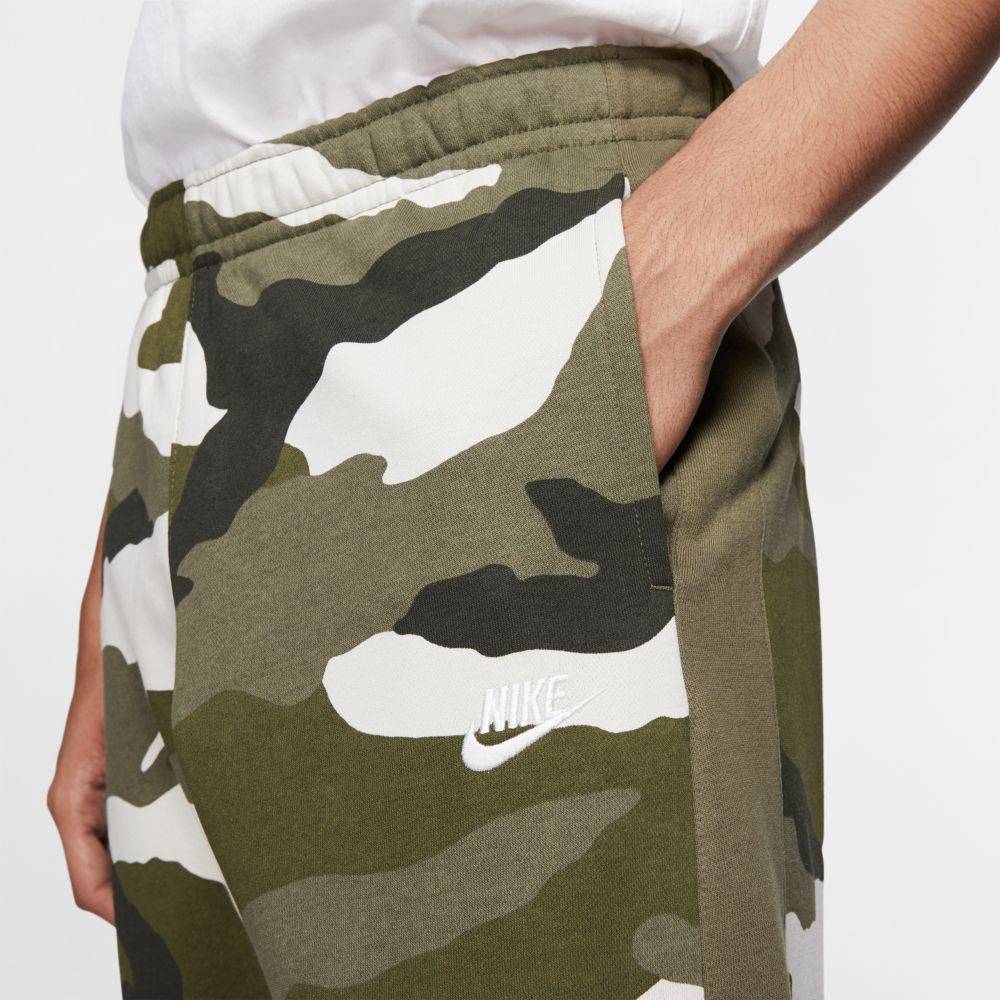 NIKE SPORTSWEAR CLUB CAMO FRENCH TERRY JOGGER PANT