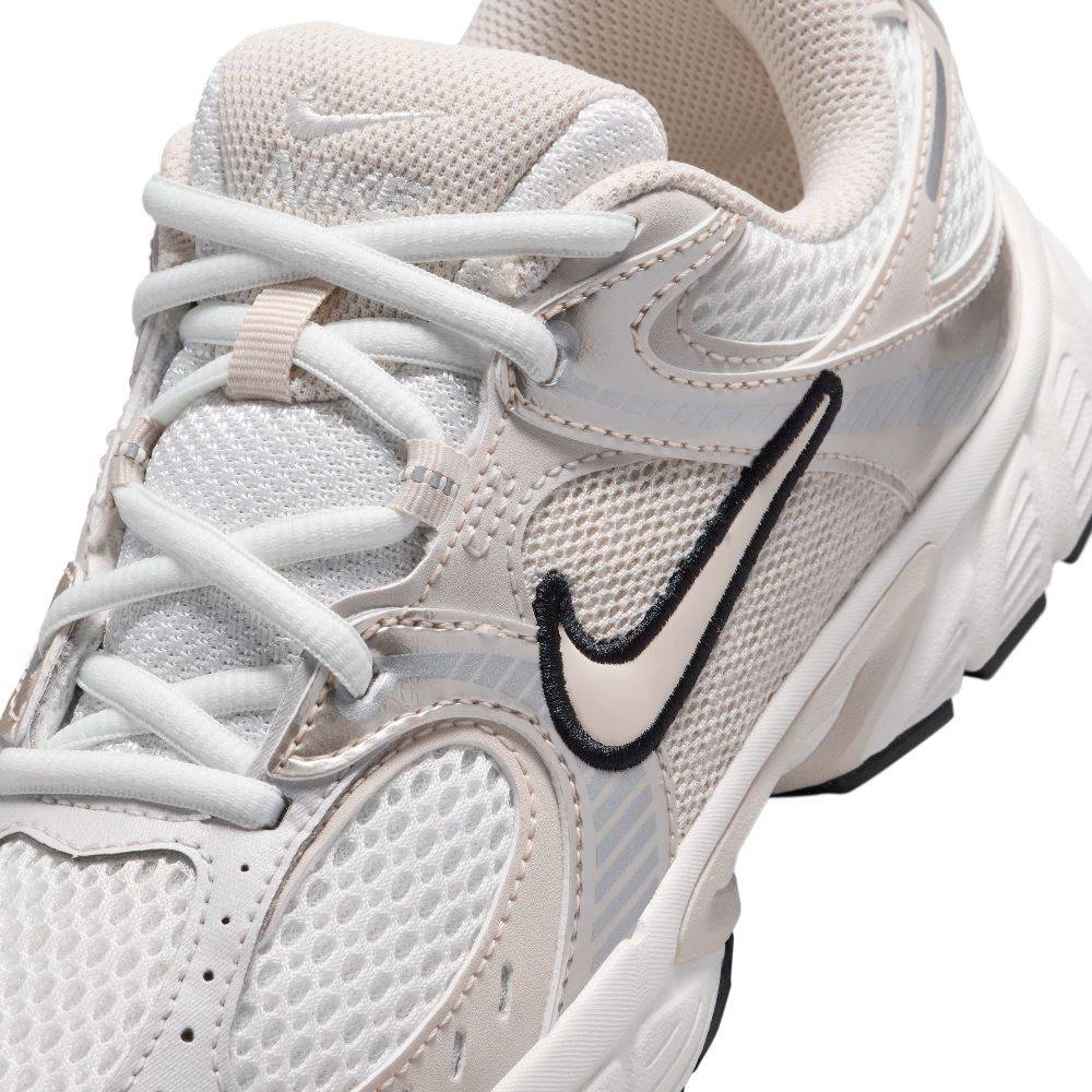 NIKE V5 RNR (GS) JR SHOES