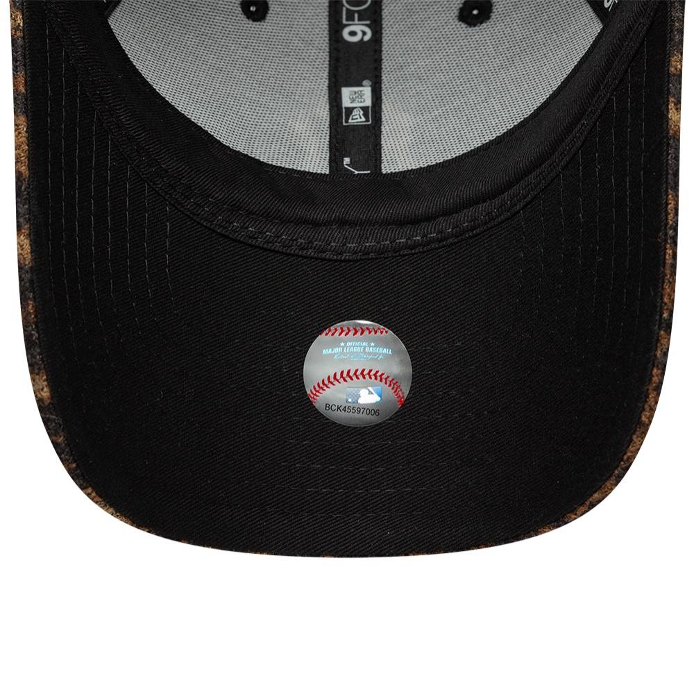 NEW ERA WMNS COSY LEOPARD 9FORTY NEW YORK YANKEES