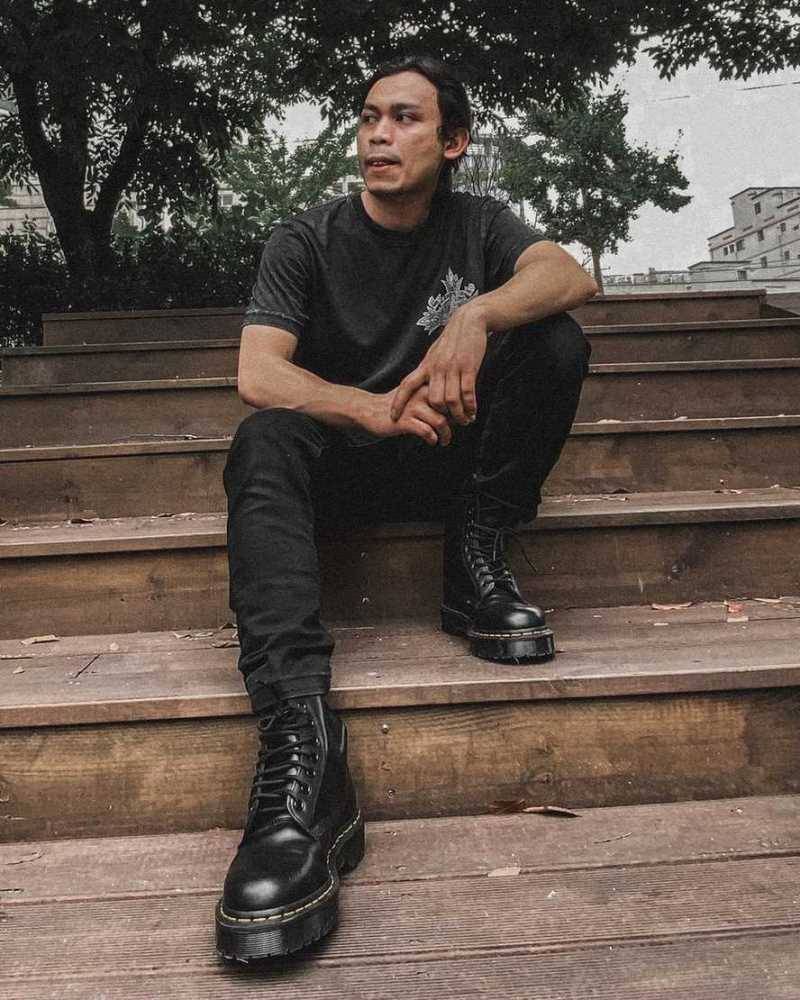 DR. MARTENS BEX SMOOTH LEATHER BOOTS