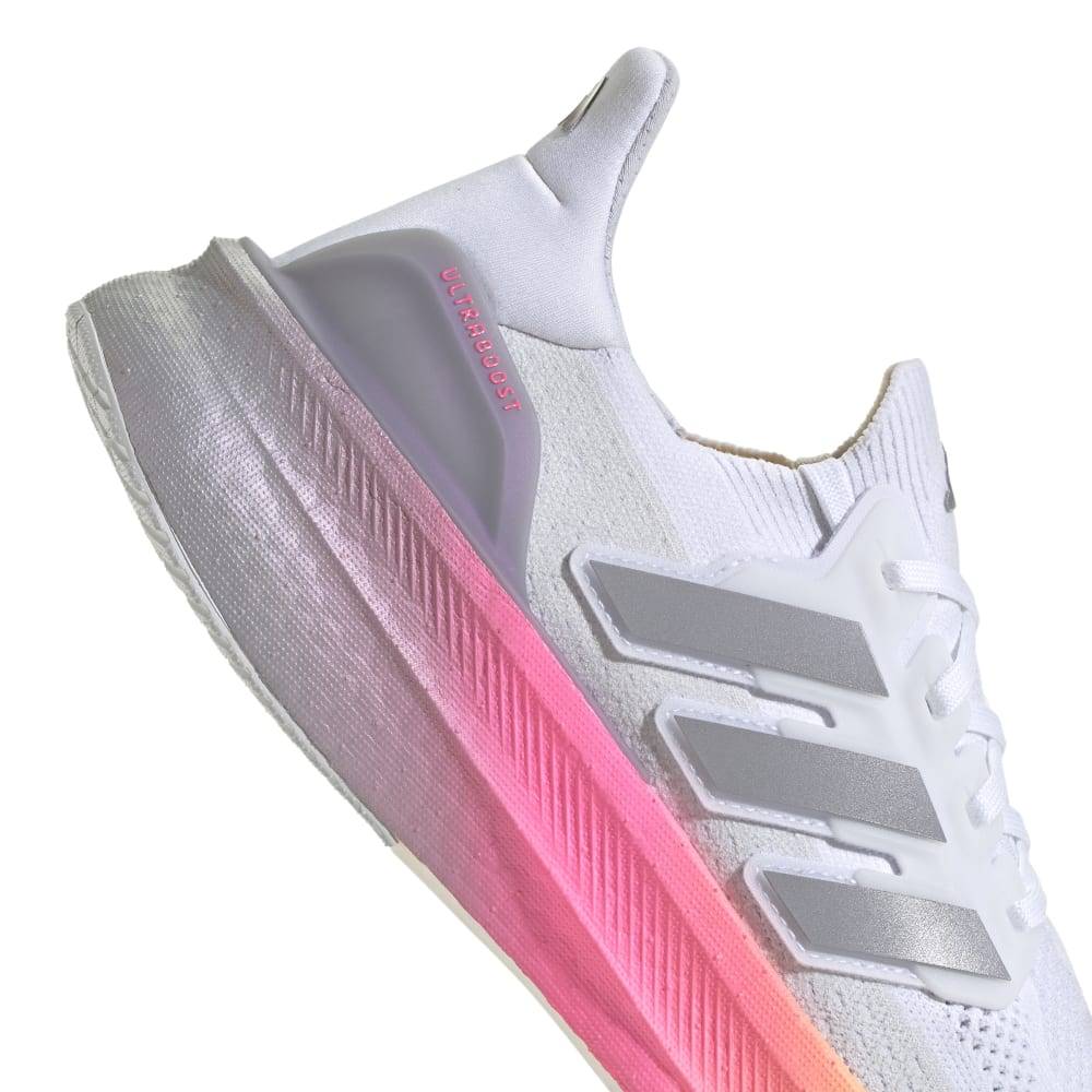 ADIDAS ULTRABOOST 5