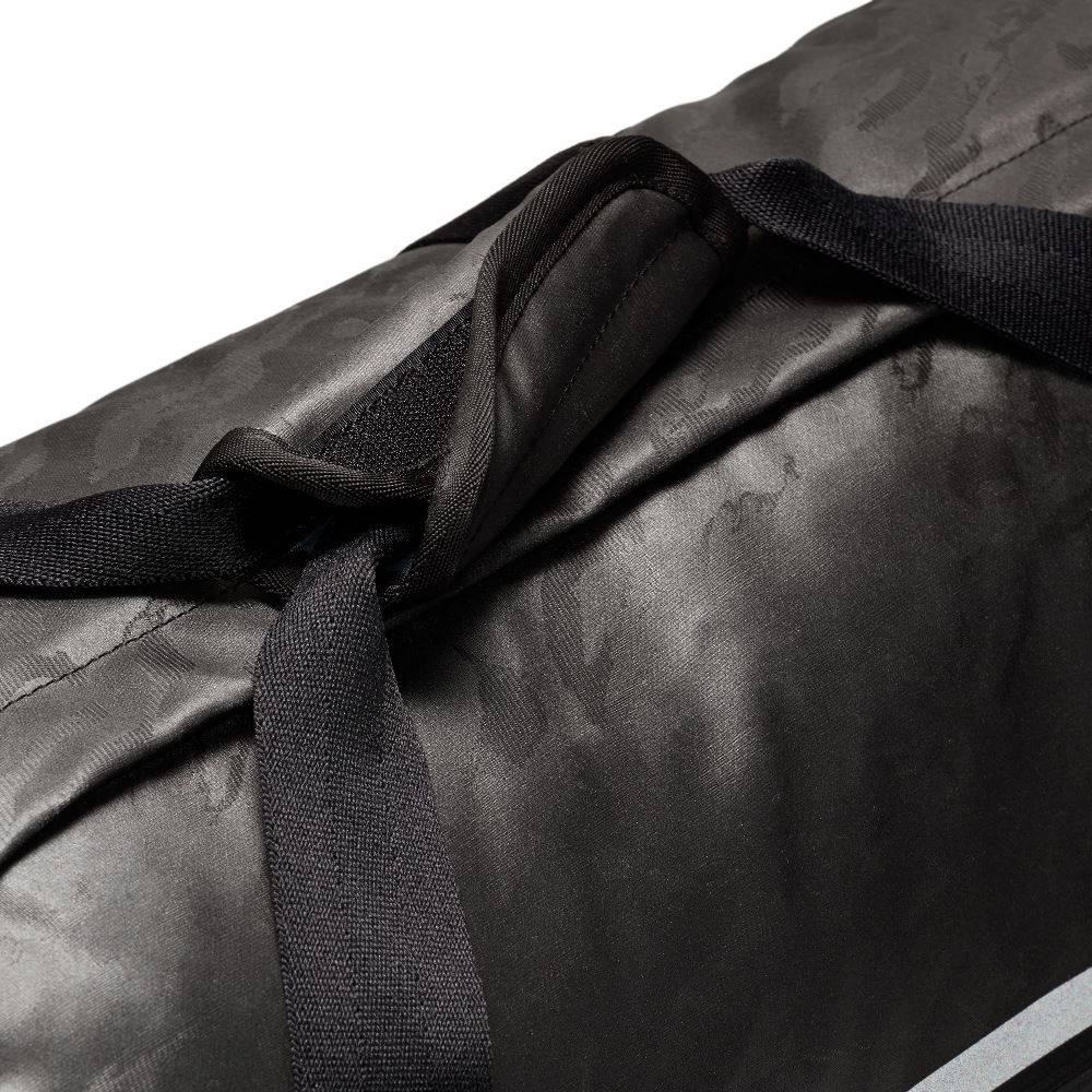 NIKE ELEMENTAL PRO-STORM DUFFEL BAG