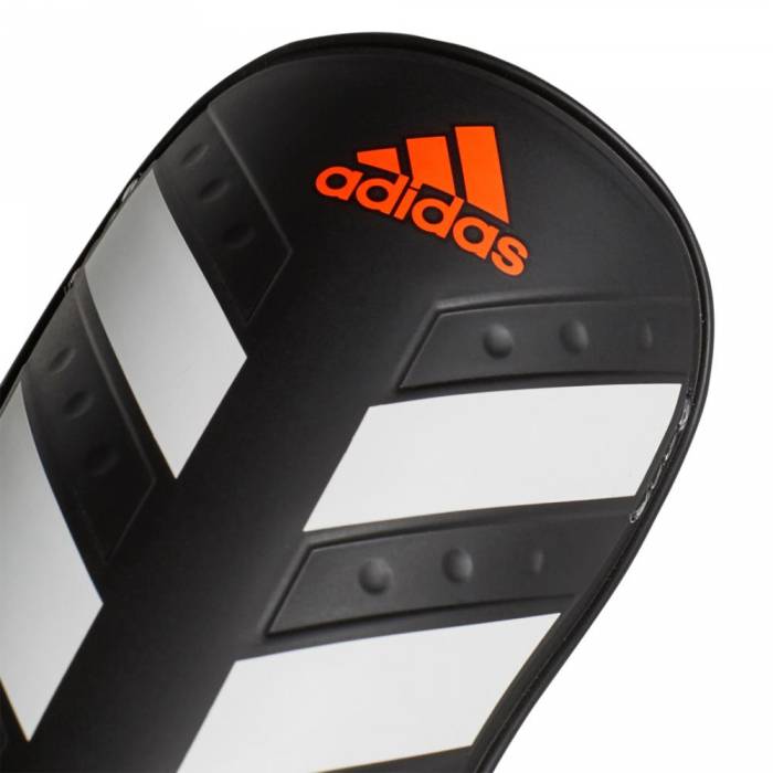 ADIDAS EVERLITE SHIN GUARDS