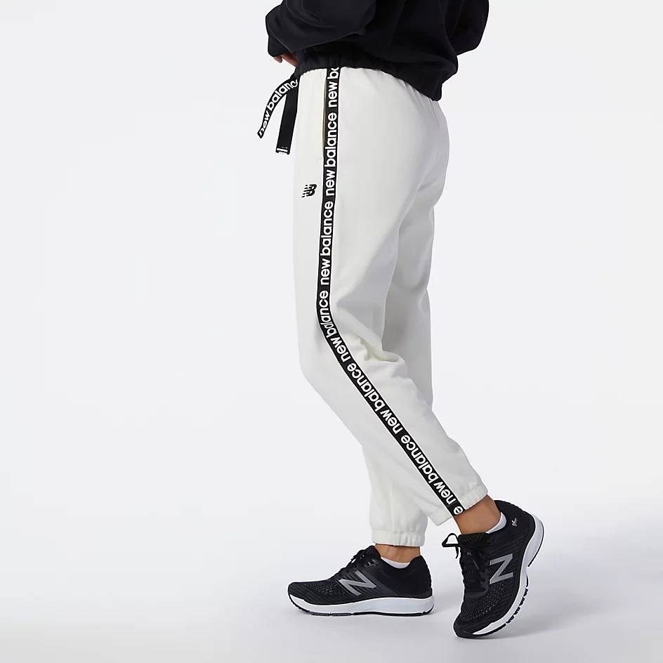 NEW BALANCE WOMENS RELENTLESS FLEECE PANT