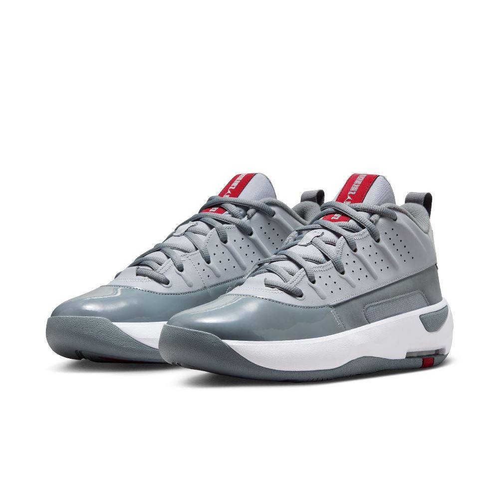NIKE JORDAN MAX AURA 7