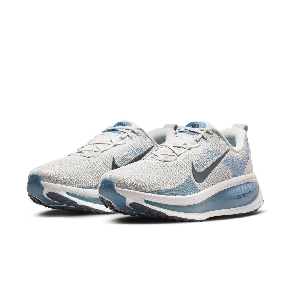 NIKE VOMERO 18 ROAD RUNNING SHOES