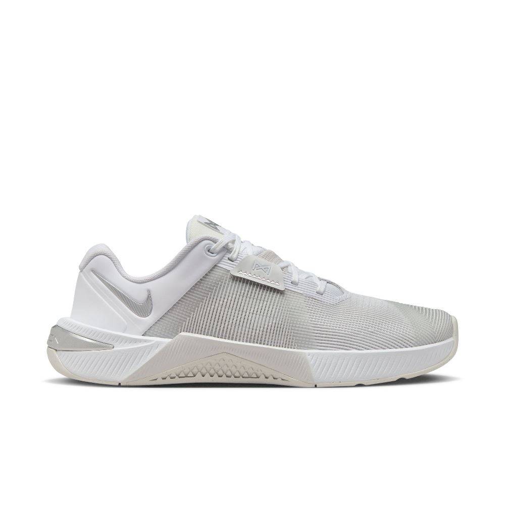 NIKE WOMENS METCON 10