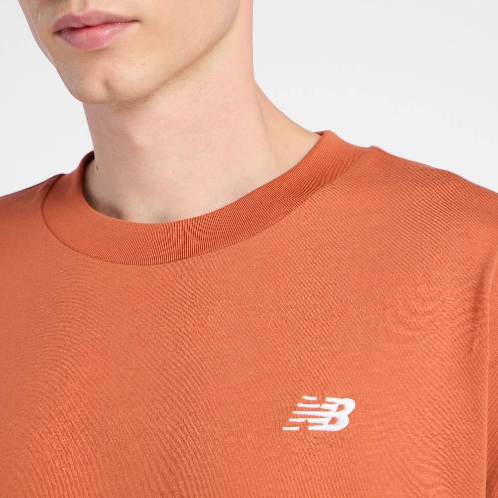 NEW BALANCE SMALL LOGO T-SHIRT