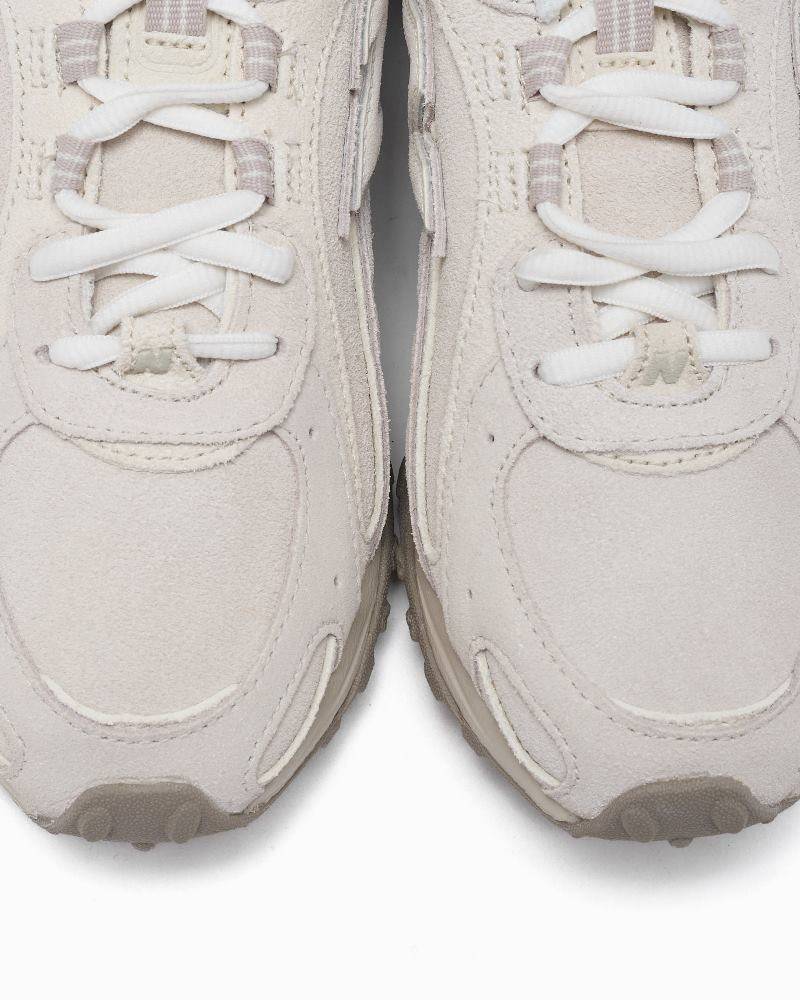 NEW BALANCE 204 UNISEX SNEAKERS