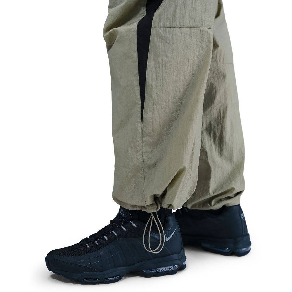 NIKE AIR WOVEN TRACK PANT