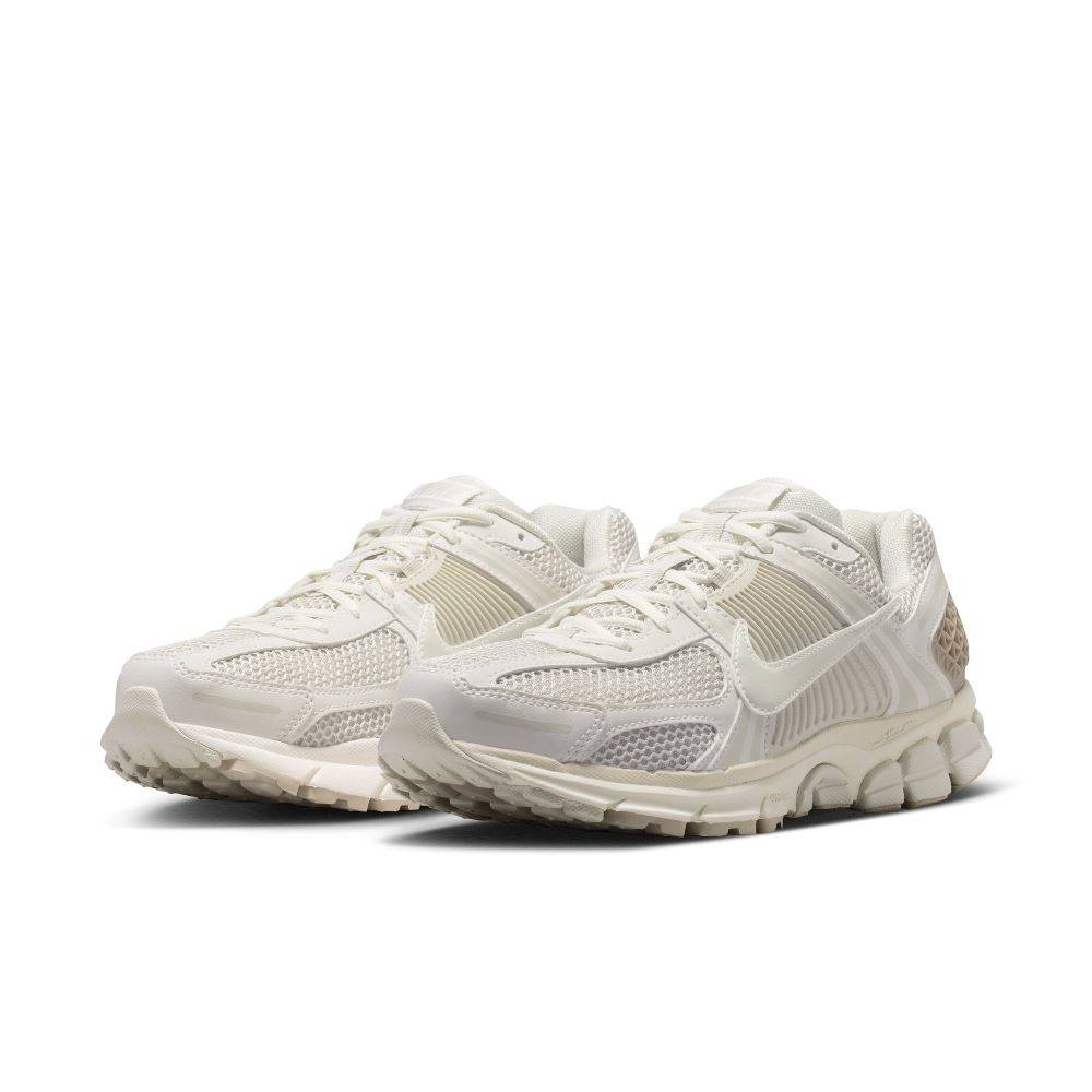 NIKE ZOOM VOMERO 5