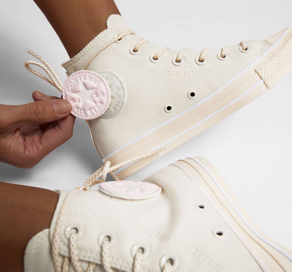 CONVERSE CHUCK TAYLOR WOMENS HIGH SHOES