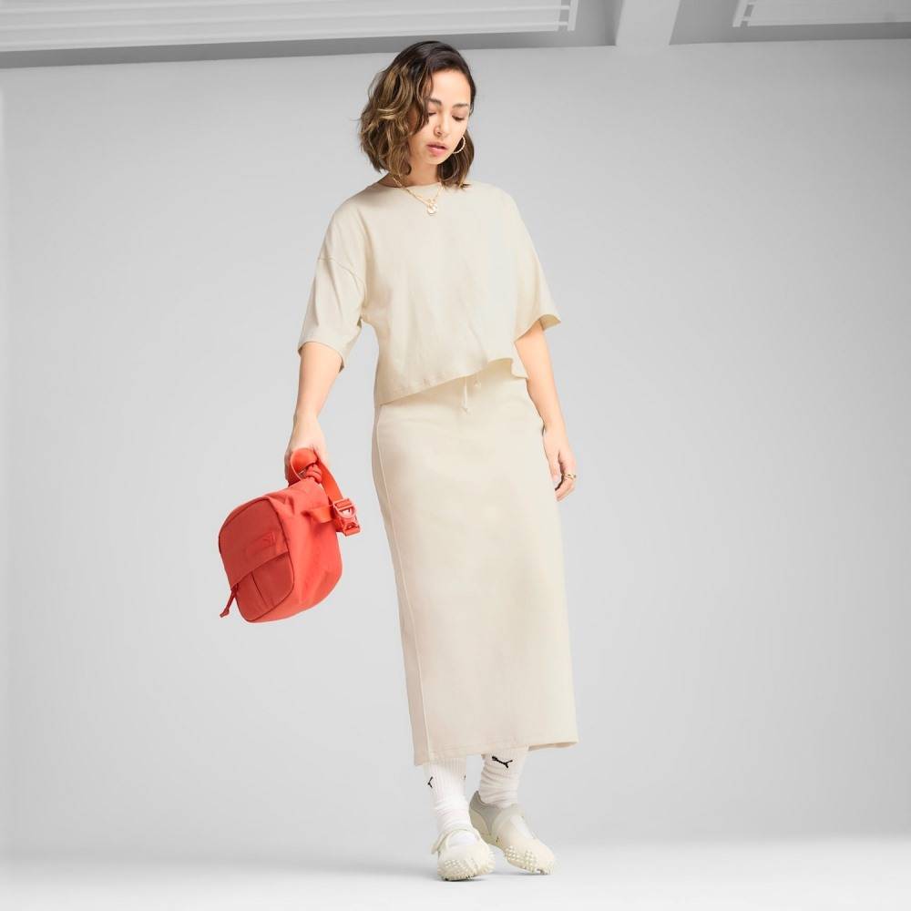 PUMA WARDROBE ESS OVERSIZED SHORT TEE