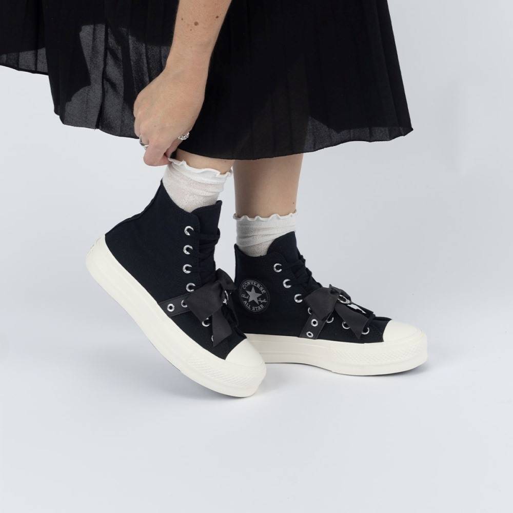 CONVERSE ALL STAR CHUCK TAYLOR ALL STAR LIFT PLATFORM PIERCED