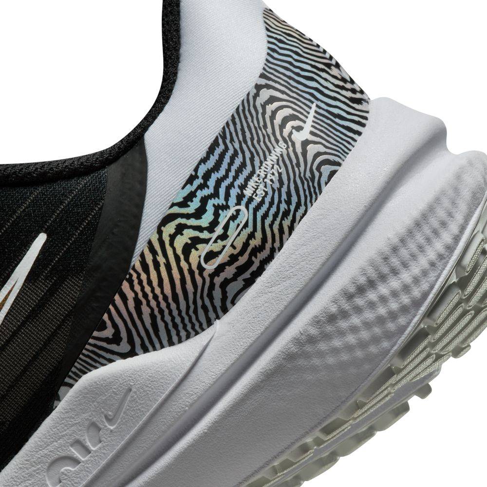 NIKE WOMENS AIR WINFLO 9 PREMIUM