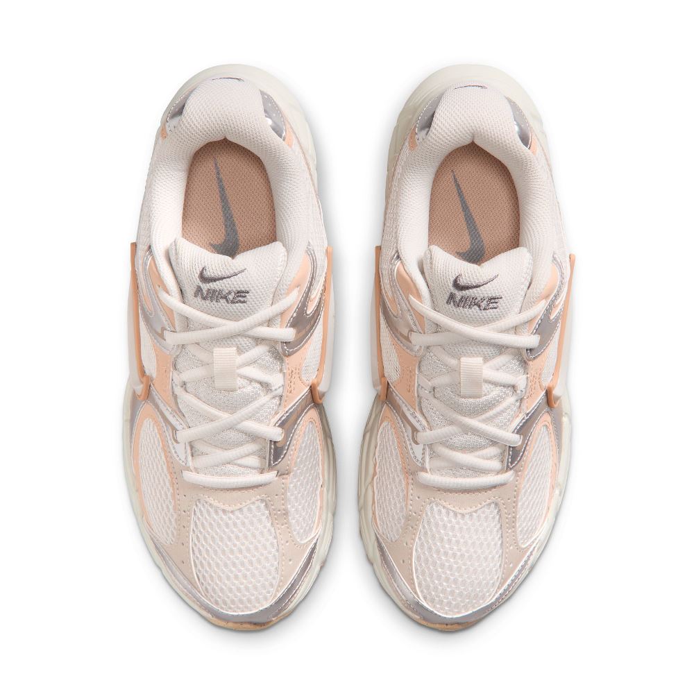 NIKE V5 RNR WOMENS SNEAKERS