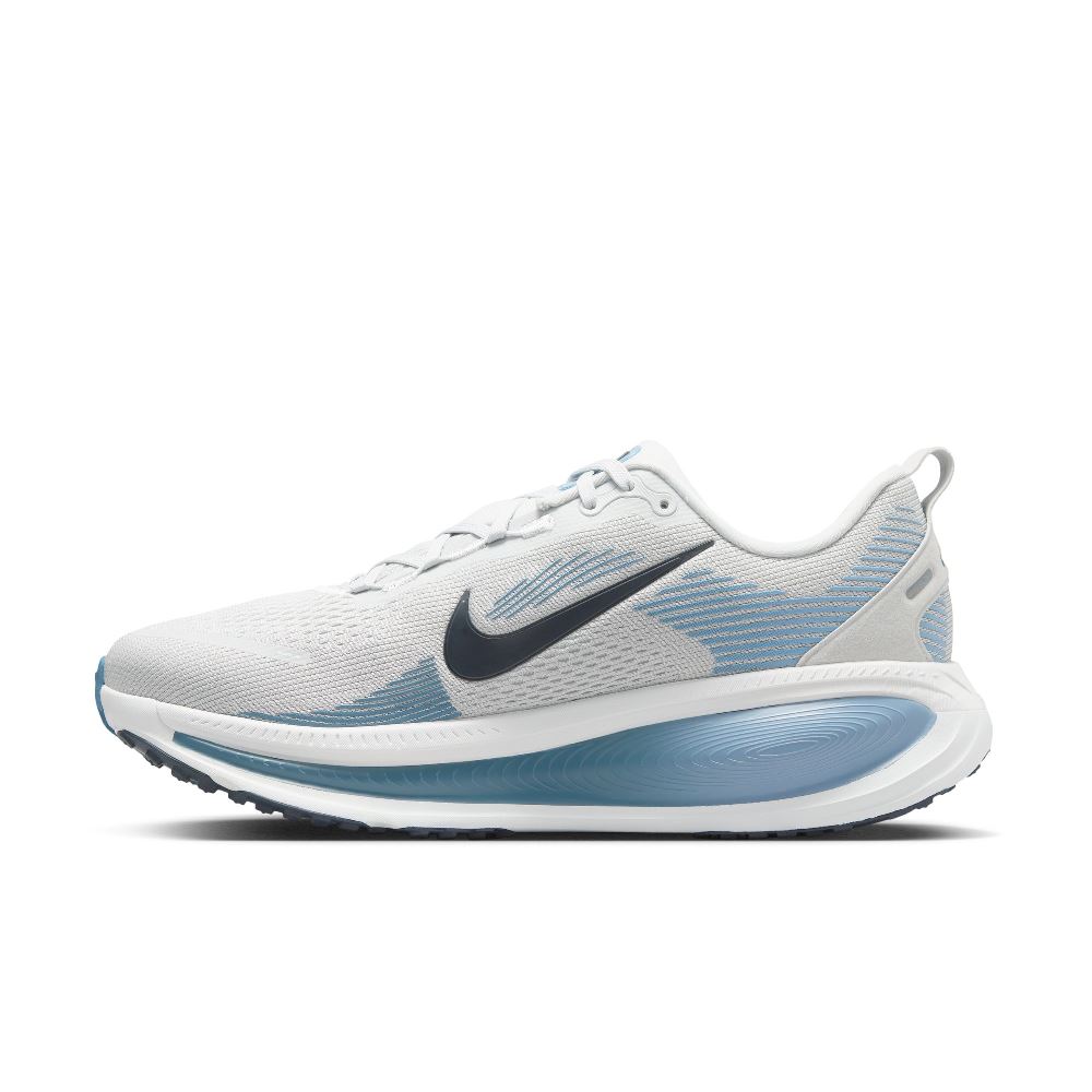 NIKE VOMERO 18 ROAD RUNNING SHOES