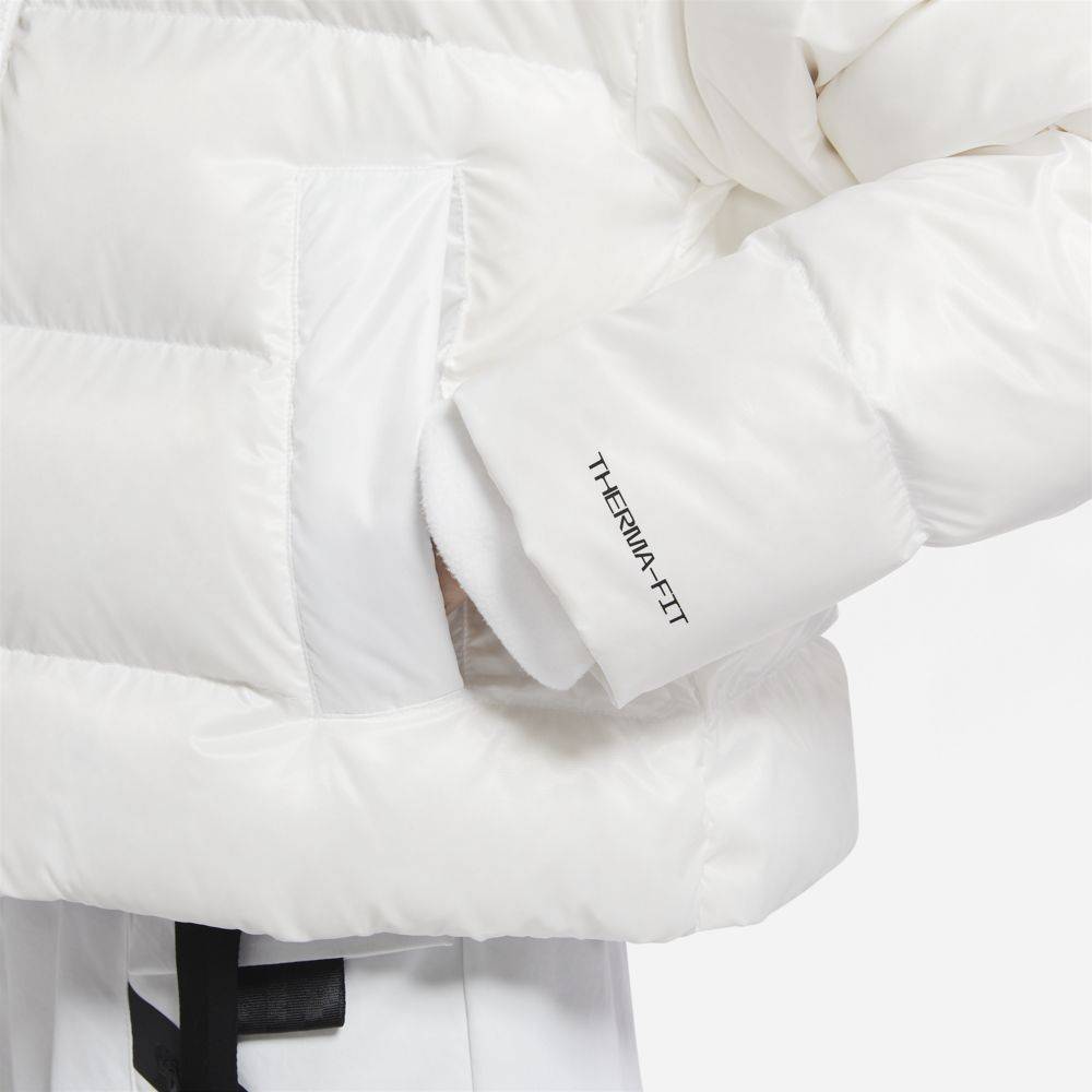 NIKE SPORTSWEAR WOMENS THERMA-FIT CITY JACKET