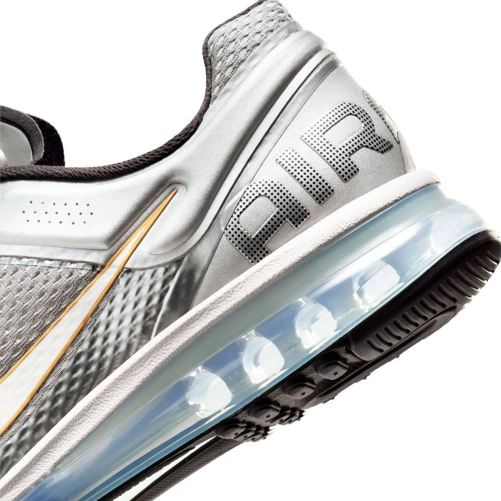 NIKE AIR MAX 2013