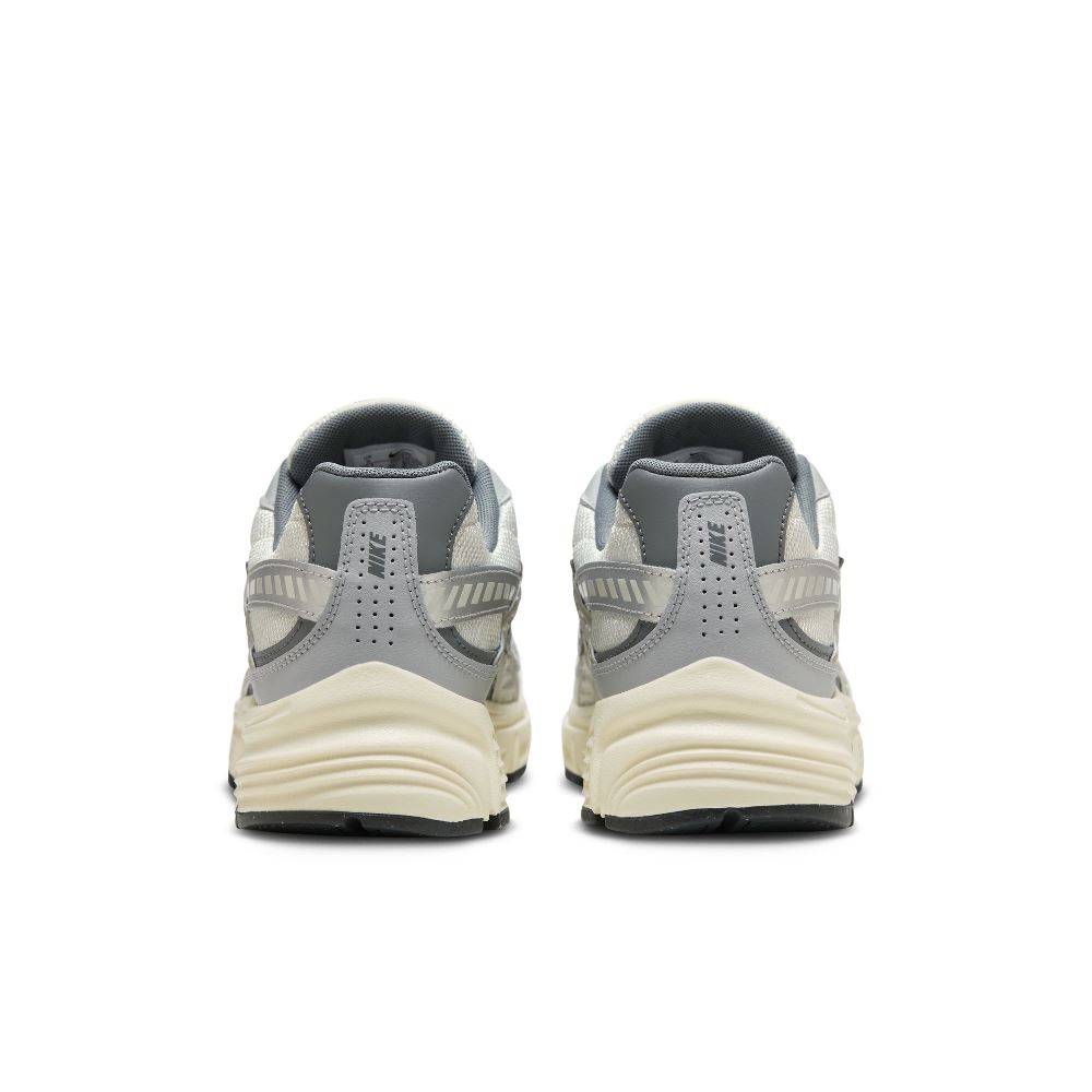 NIKE INITIATOR SHOES
