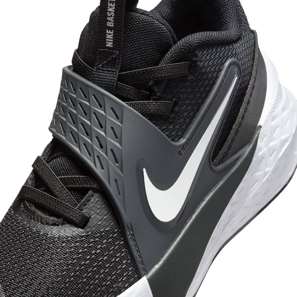 NIKE TEAM HUSTLE D 12 KIDS SHOES