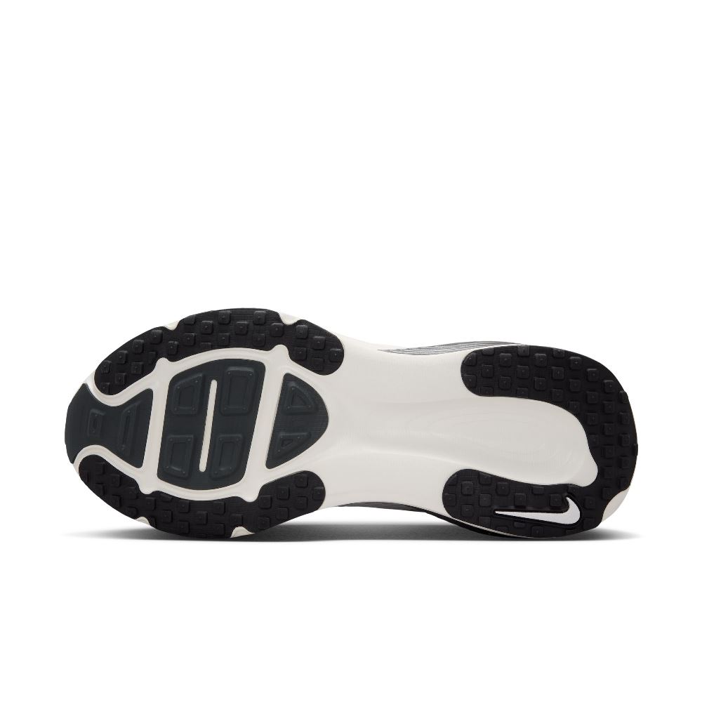 NIKE WOMENS VOMERO 18 ESS RUN SHOES