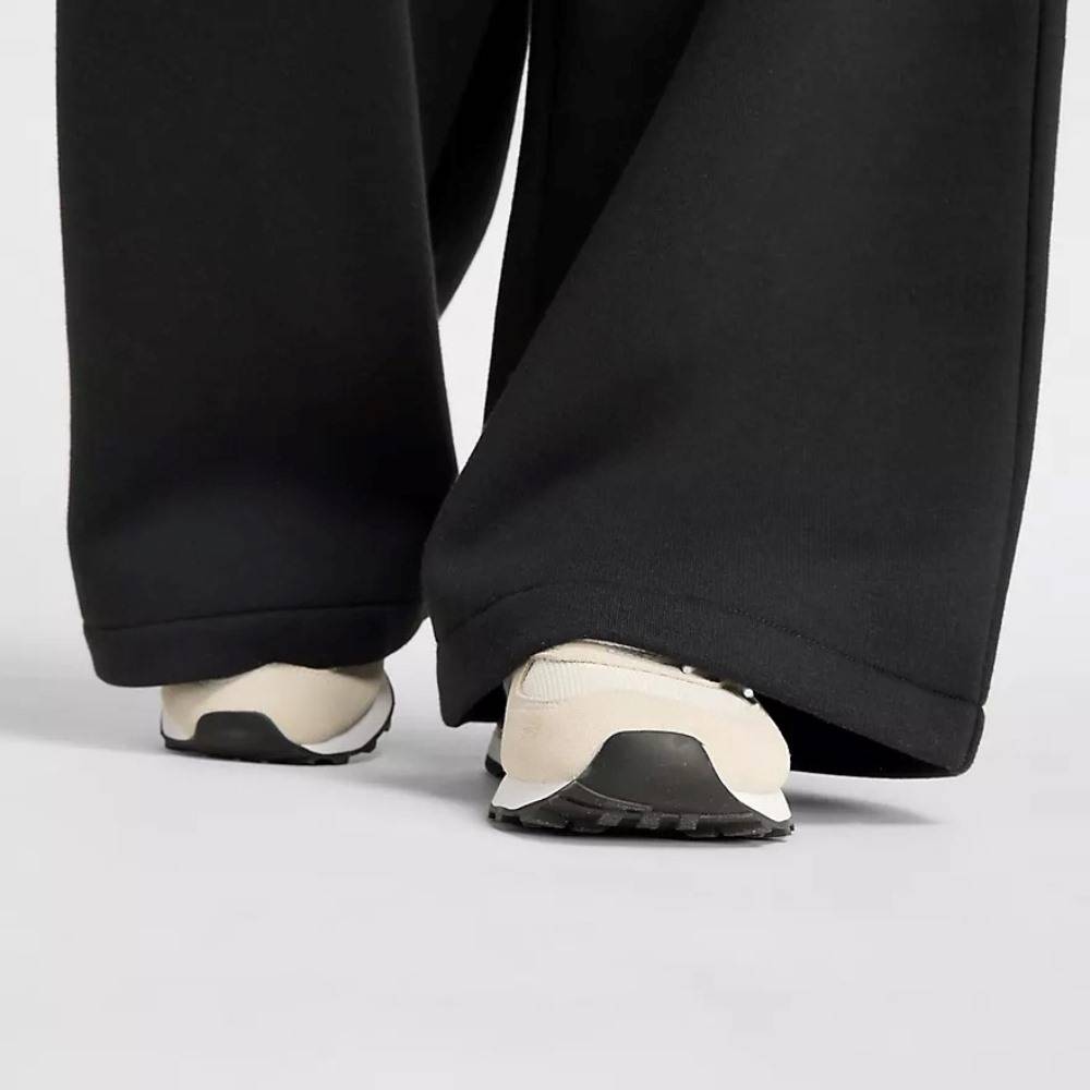 NEW BALANCE LINEAR HERITAGE FLEECE WIDE LEG PANT