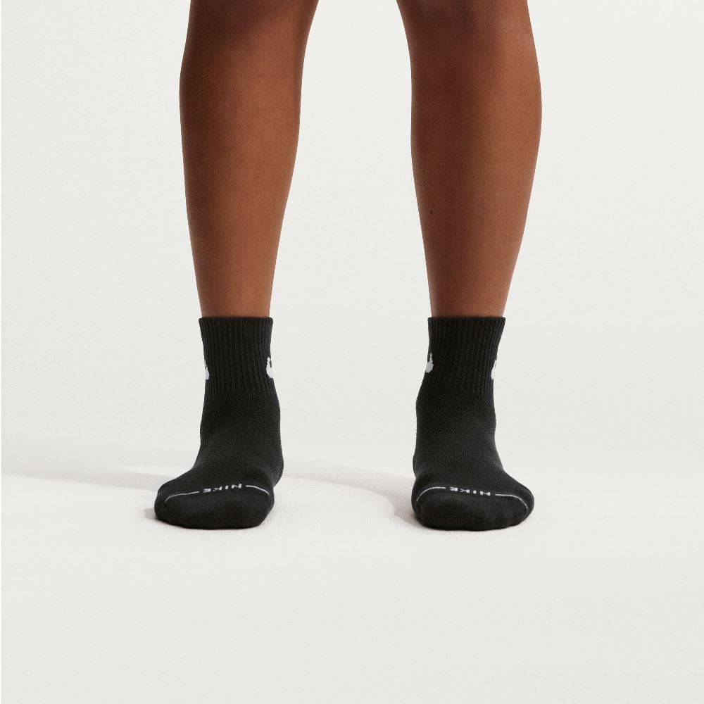 NIKE EVERYDAY ELEVATED ANKLE SOCKS (3-PAIRS)