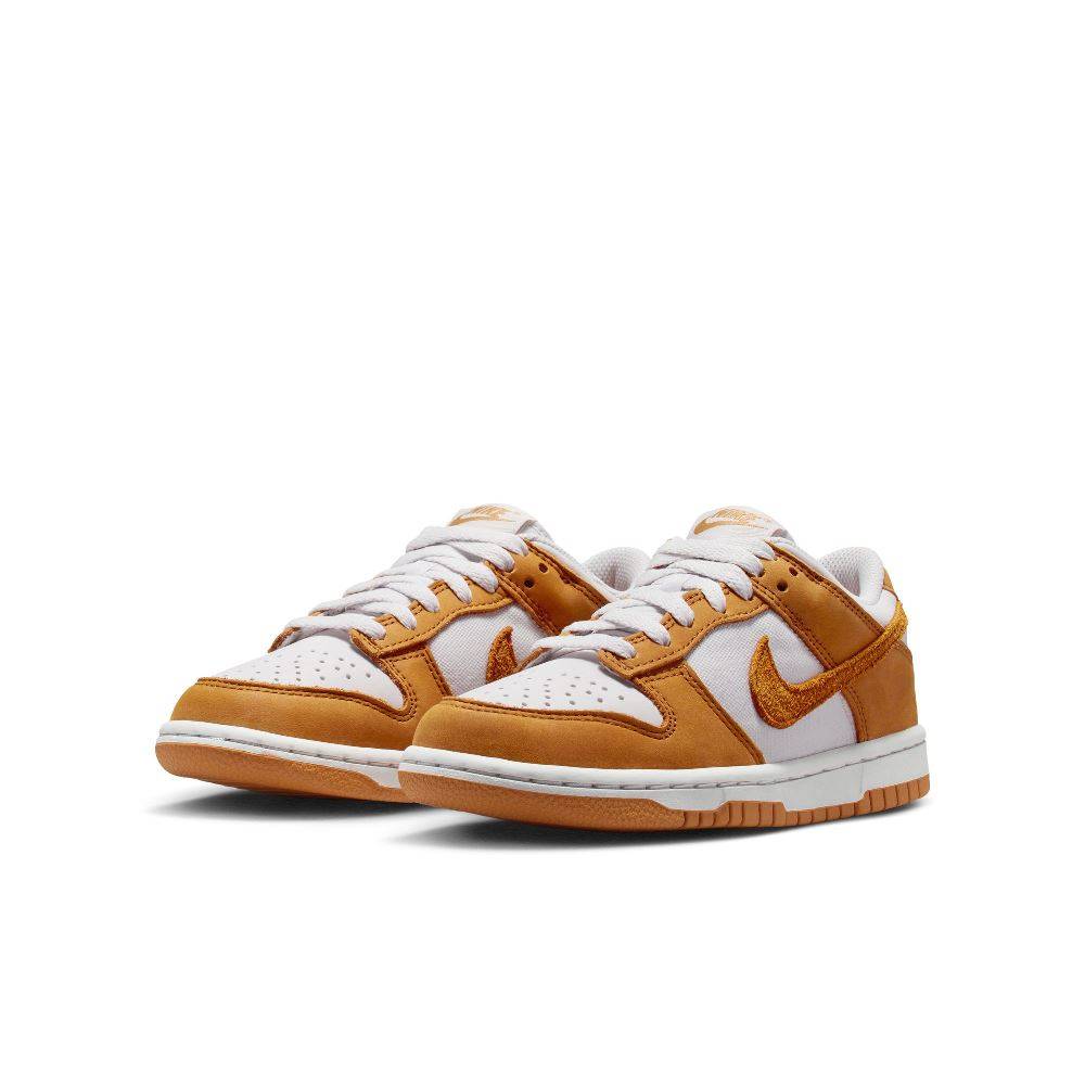 NIKE DUNK LOW SE JUNIOR SHOES