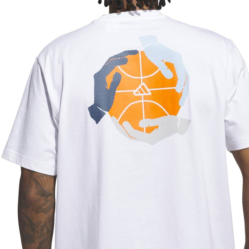 ADIDAS M WE BALL TOGETHER GRAPHIC TEE