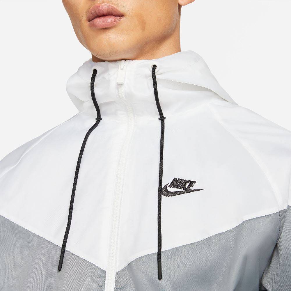 NIKE WOVEN LND HOODED WINDRUNNER