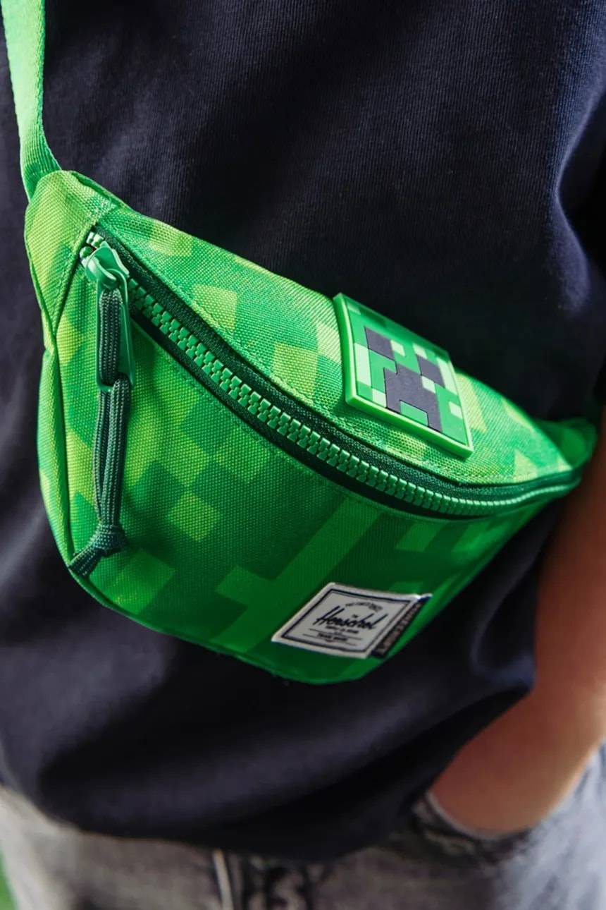 HERSCHEL MINECRAFT HERITAGE HIP PACK LITTLE HERSCHEL