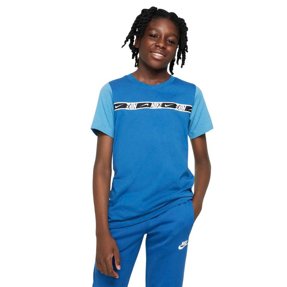 NIKE SPORTSWEAR BOYS REPEAT SS TOP