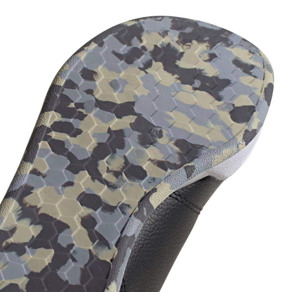 ADIDAS  ROGUERA J