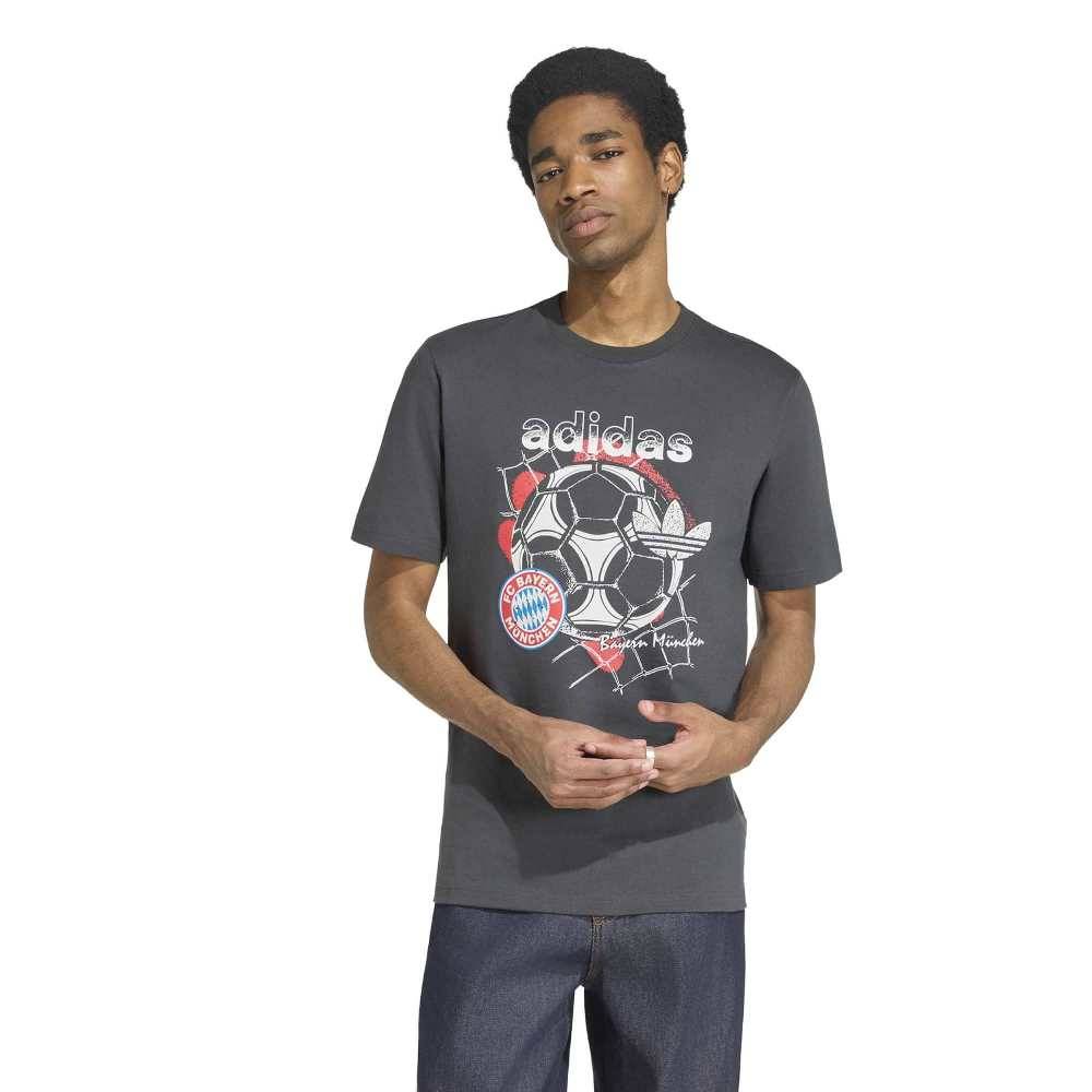 ADIDAS M FC BAYERN MUENCHEN SEASONAL GRAPHIC TEE