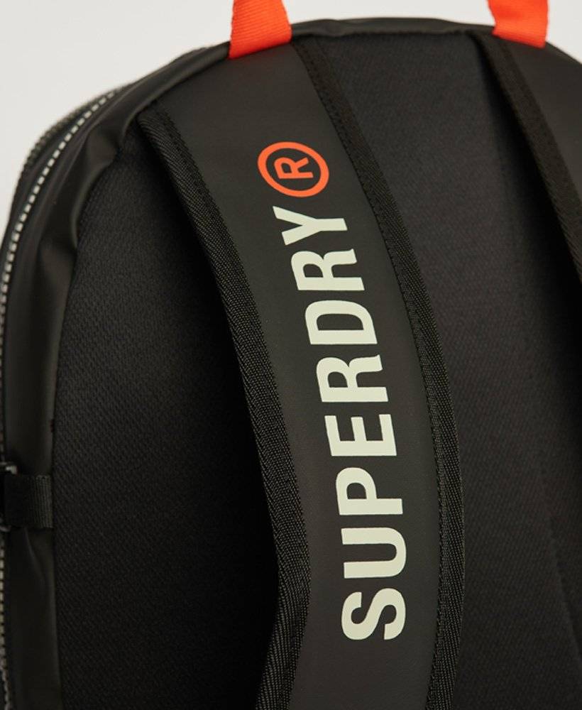 SUPERDRY TARP RUCKSACK 21L (H46xW33xD14)