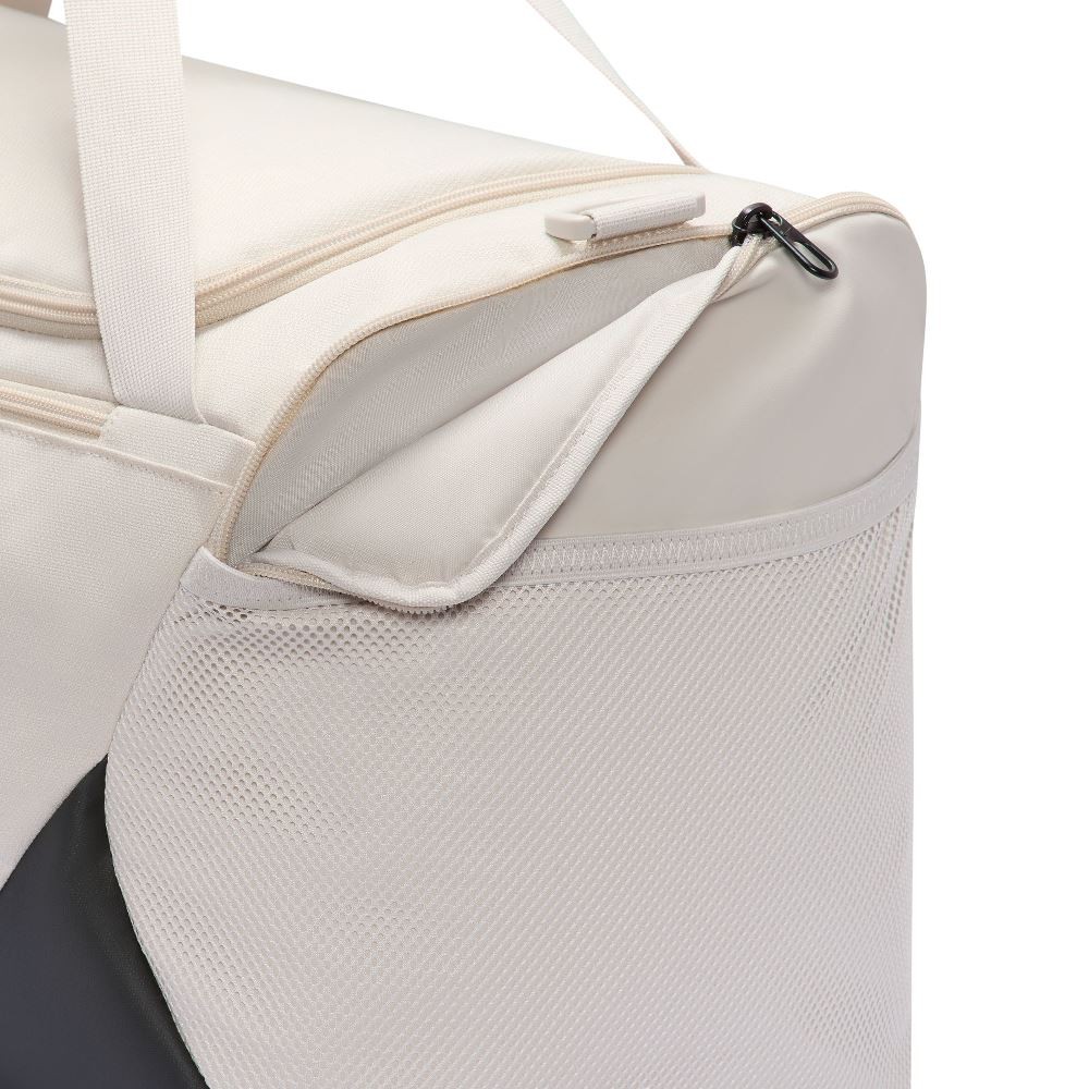 NIKE BRASILIA SMALL DUFFEL (51 X 28 X 28)