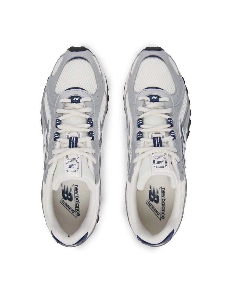 NEW BALANCE 204 UNISEX SNEAKERS